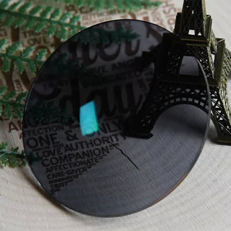 1,60 Polodokončená fotochromatická jednovidová šošovka