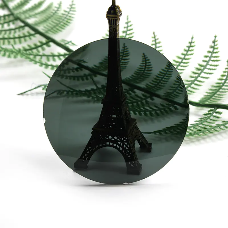 1,56 Polarizovaná šošovka