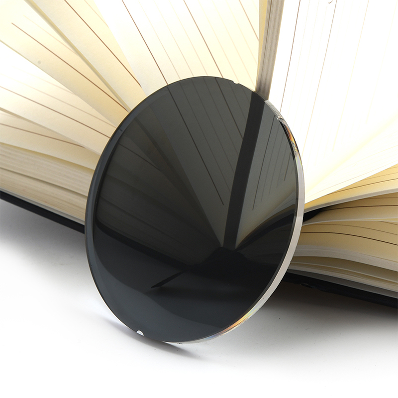 1,56 Polarizovaná šošovka